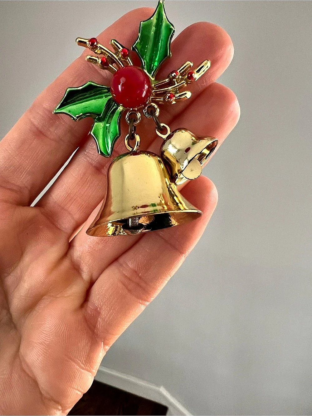 Vintage Holly Bell Brooch in Gold & Green Christmas